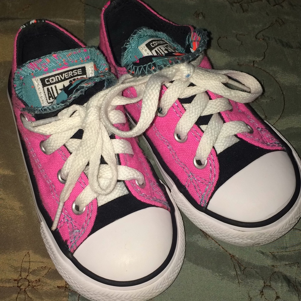Beautiful converse.